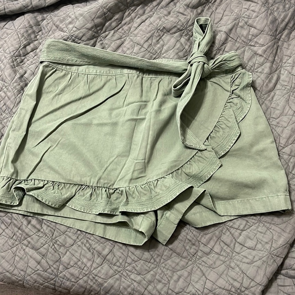 Vineyard vines skort